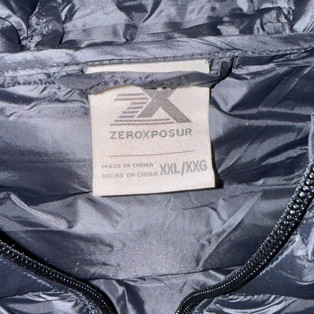Women’s ZeroXposur Black Jacket - Picture 4 of 16